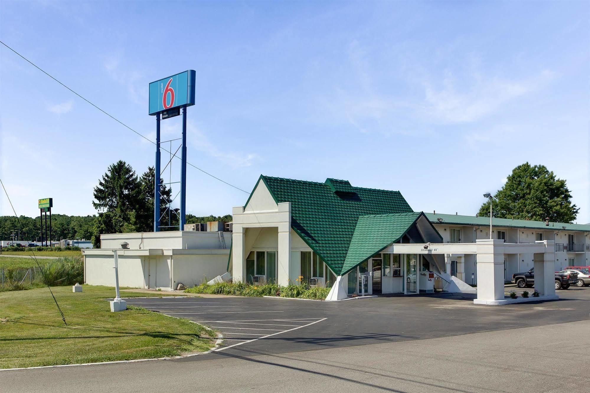 Motel 6-Geneva, Oh Exterior photo